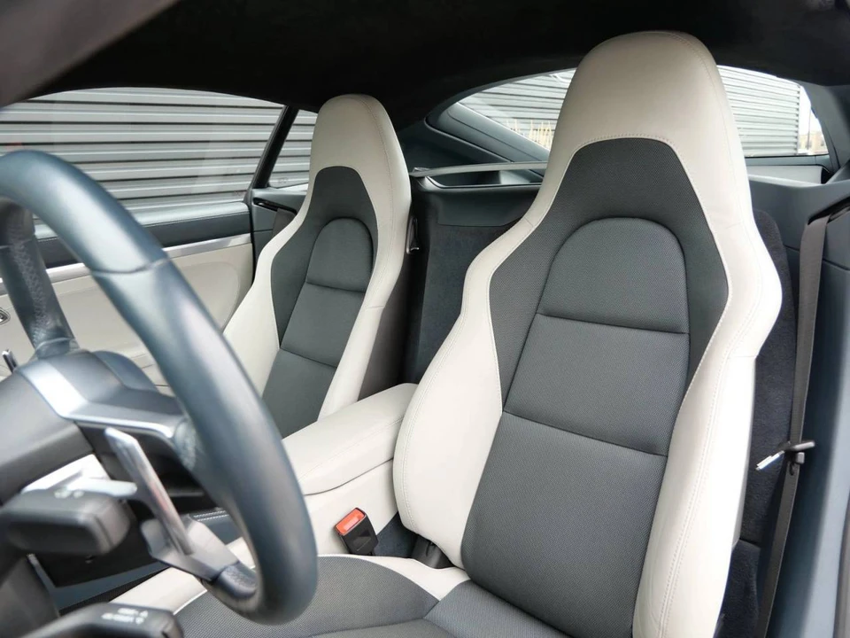 2017 Porsche 718 Cayman S - Image 5 of 5