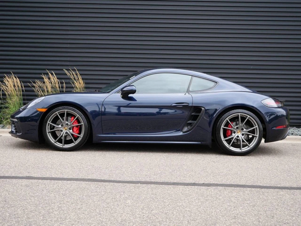 2017 Porsche 718 Cayman S - Image 2 of 5