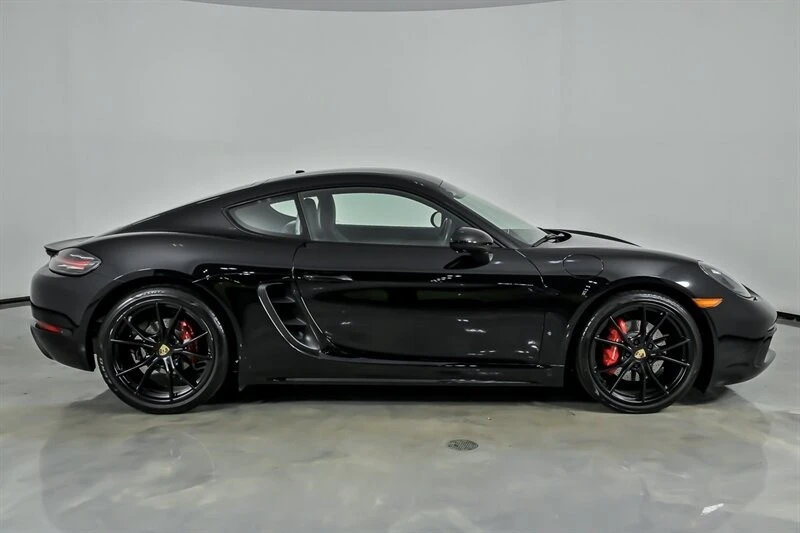 2017 Porsche Cayman - Image 14 of 31