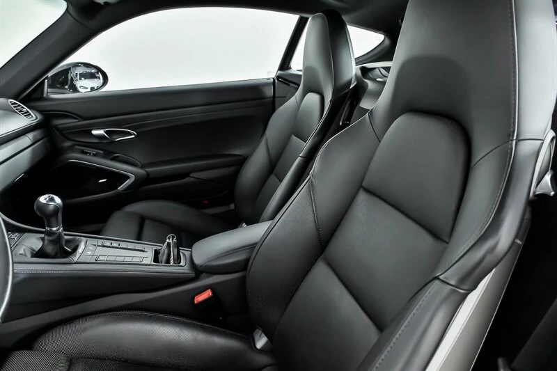 2017 Porsche Cayman - Image 21 of 31