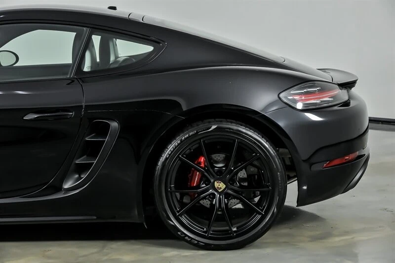 2017 Porsche Cayman - Image 9 of 31
