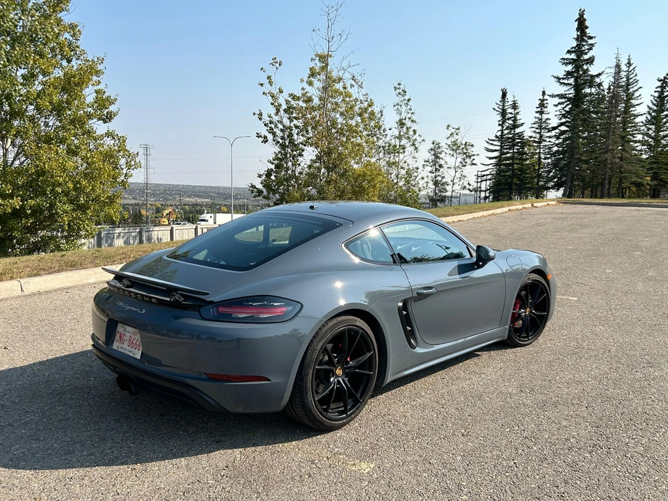 2017 Porsche 718 Cayman S - Image 11 of 31
