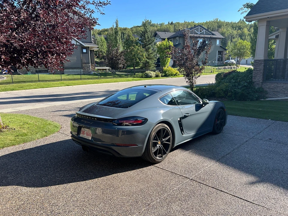 2017 Porsche 718 Cayman S - Image 10 of 31