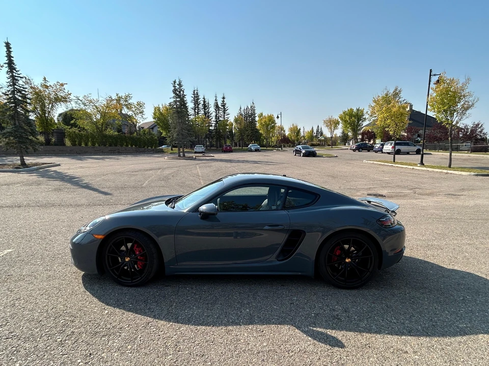 2017 Porsche 718 Cayman S - Image 8 of 31