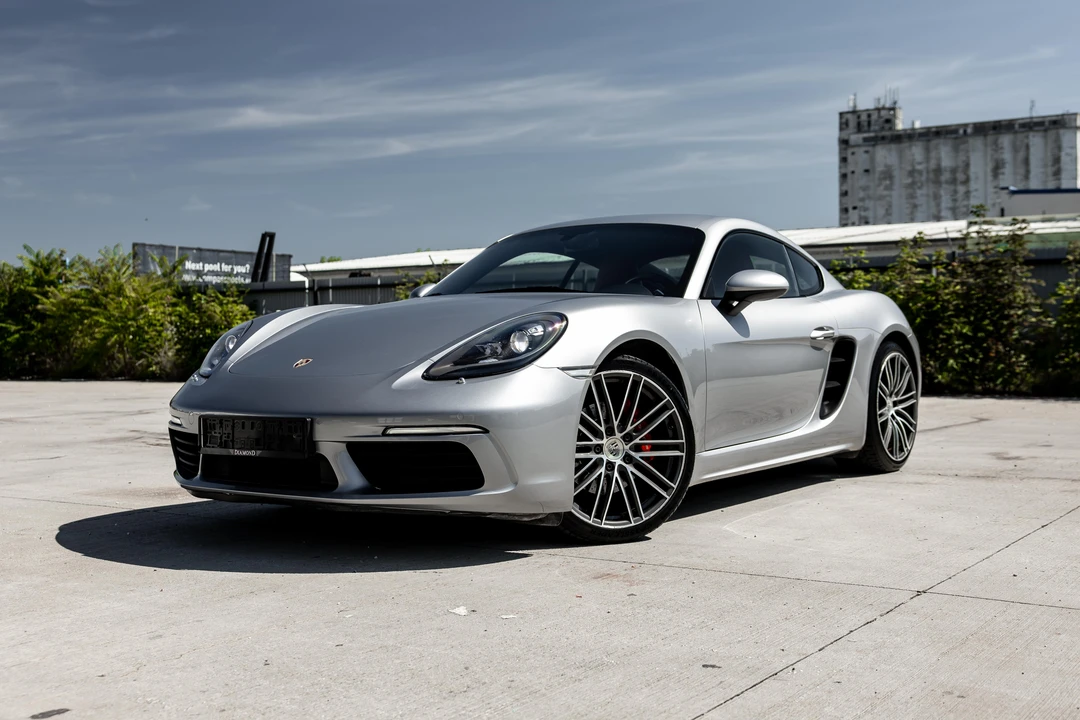 2017 Porsche 718 Cayman S - Image 3 of 31