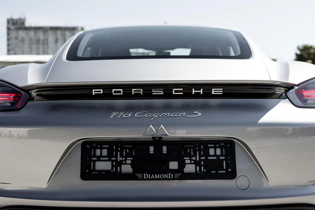 2017 Porsche 718 Cayman S - Image 27 of 31