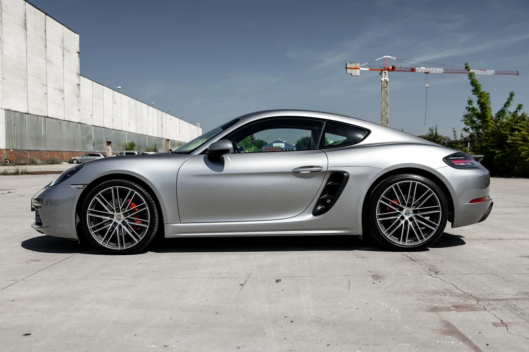 2017 Porsche 718 Cayman S - Image 4 of 31