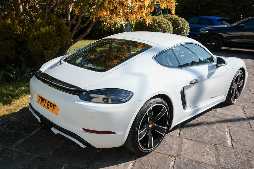 2017 Porsche 718 Cayman S - Image 5 of 31