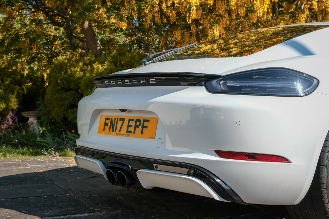 2017 Porsche 718 Cayman S - Image 19 of 31