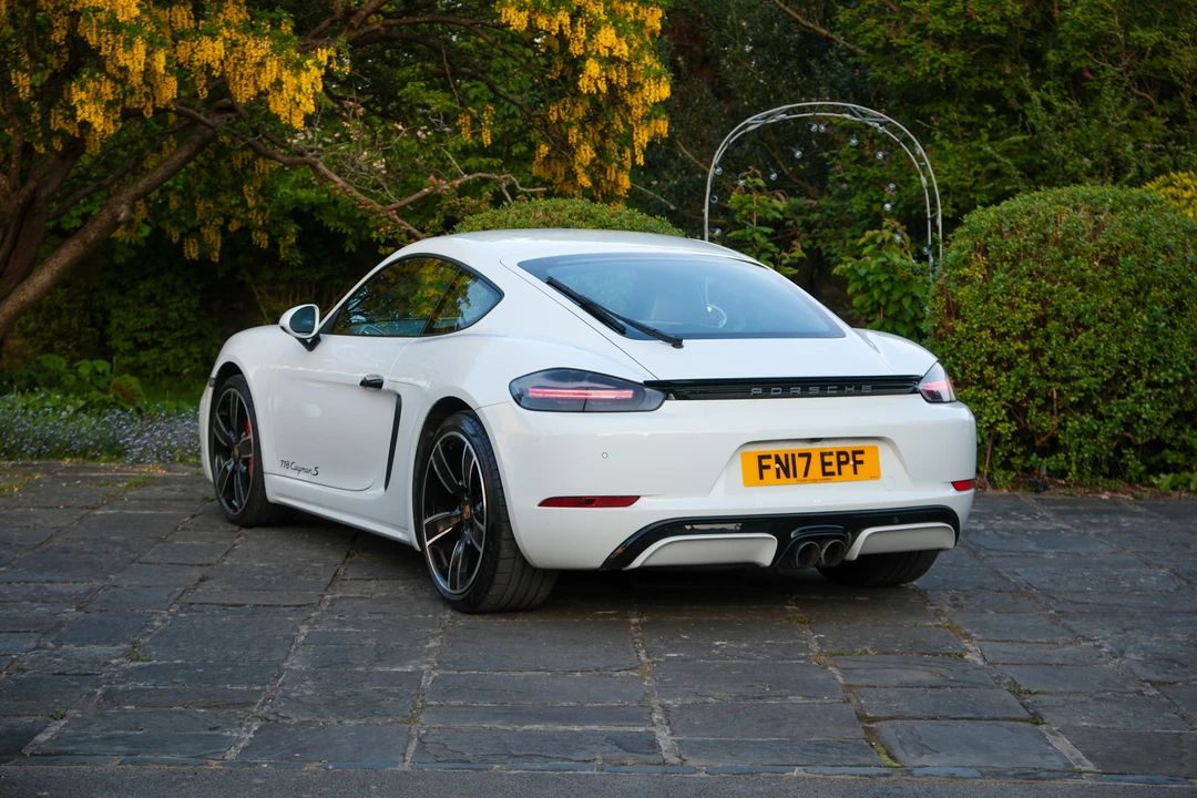 2017 Porsche 718 Cayman S - Image 6 of 31