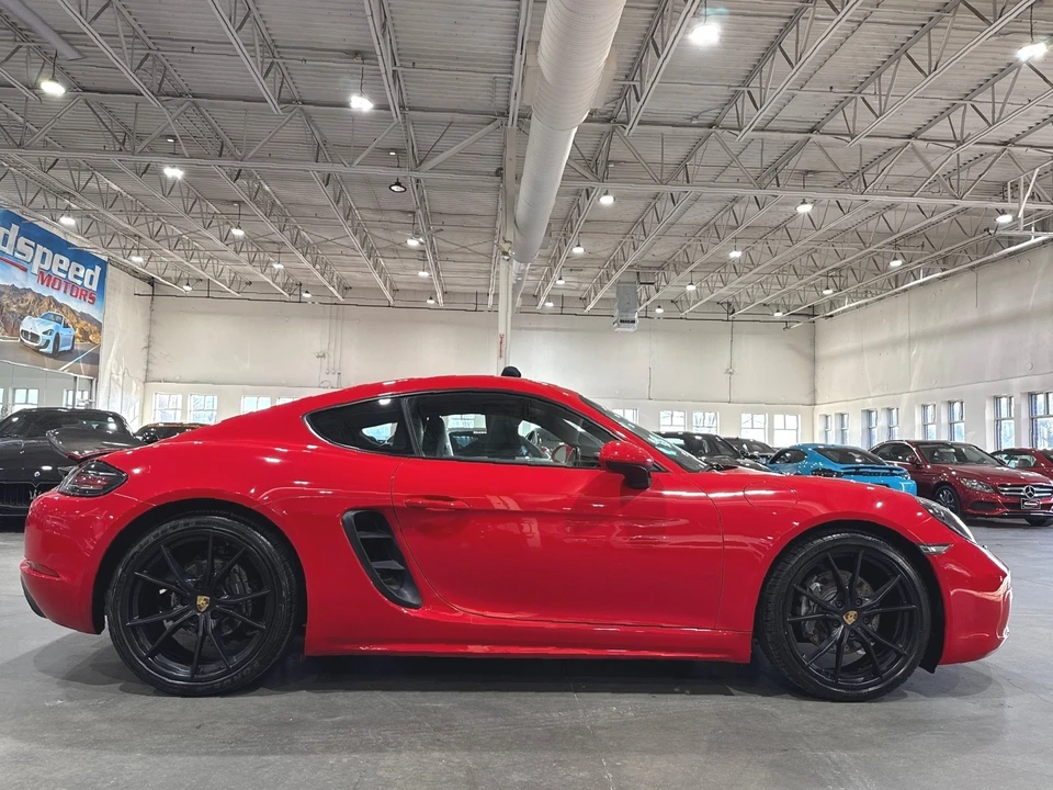 2017 Porsche 718 Cayman - Image 5 of 12