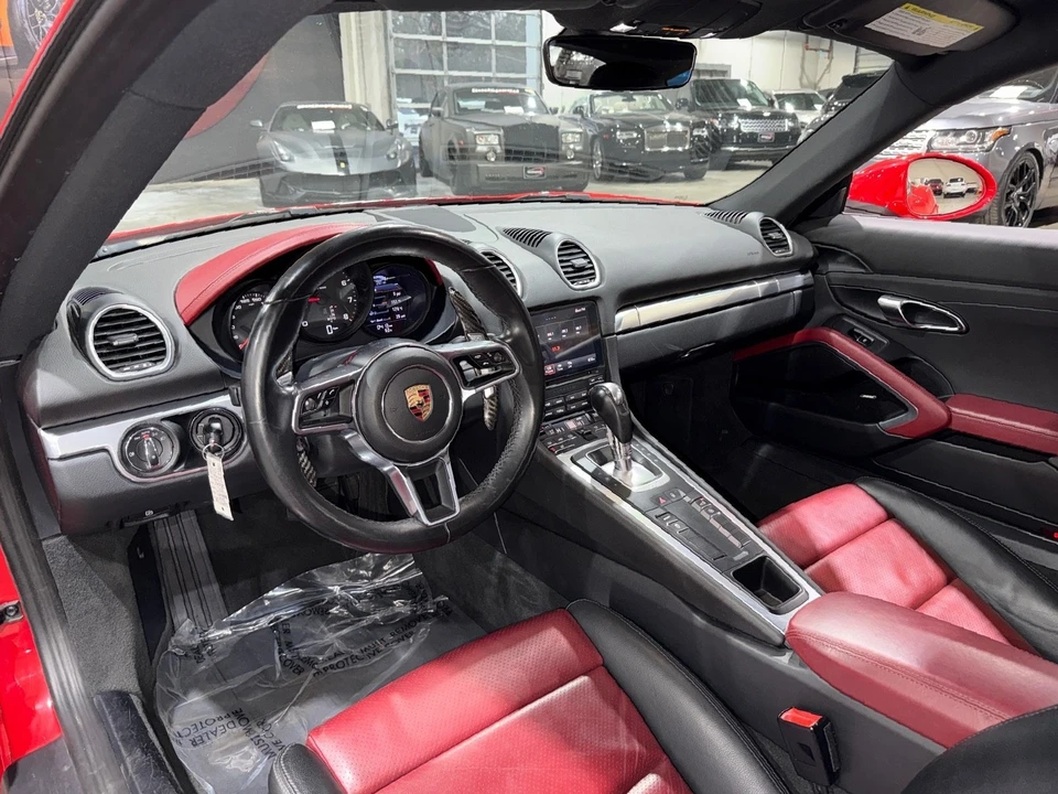 2017 Porsche 718 Cayman - Image 7 of 12