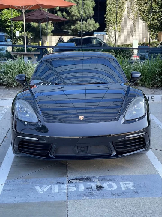 2017 Porsche 718 Cayman - Image 2 of 11