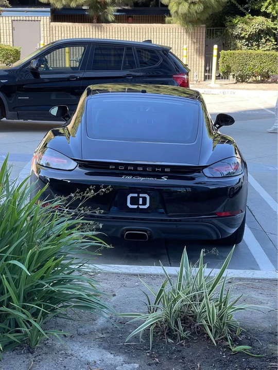2017 Porsche 718 Cayman - Image 5 of 11