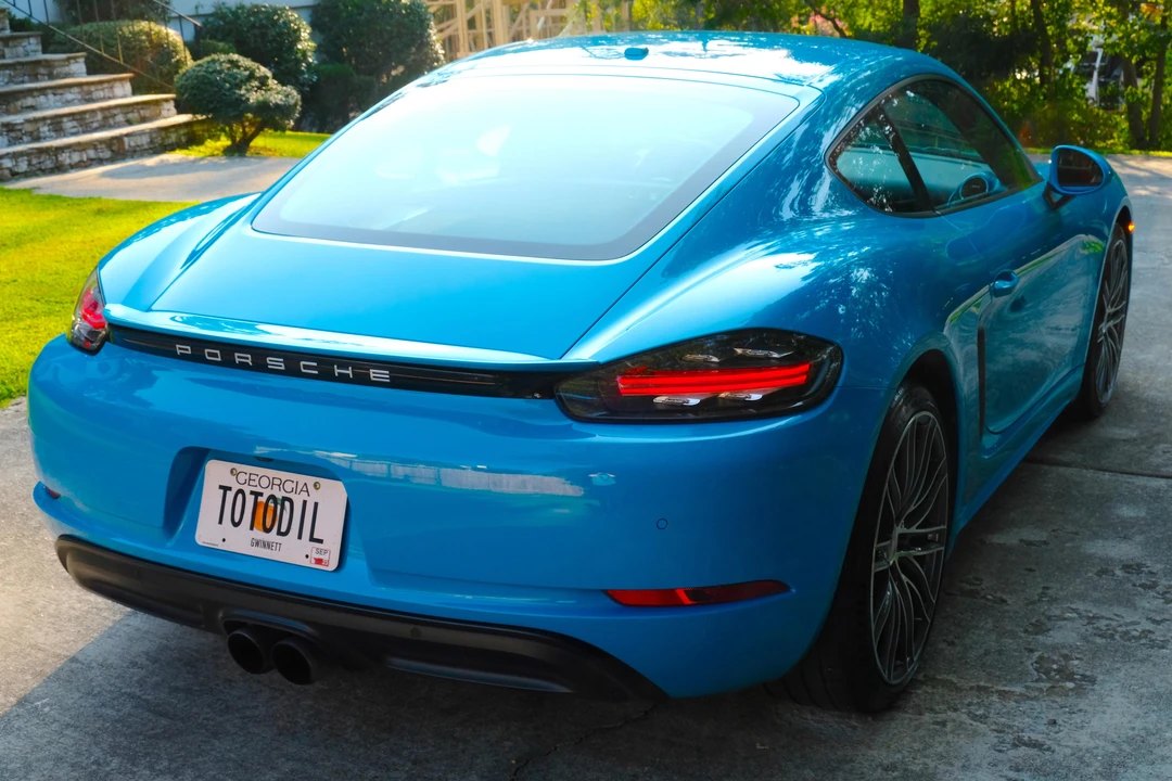 2017 Porsche 718 Cayman - Image 10 of 31