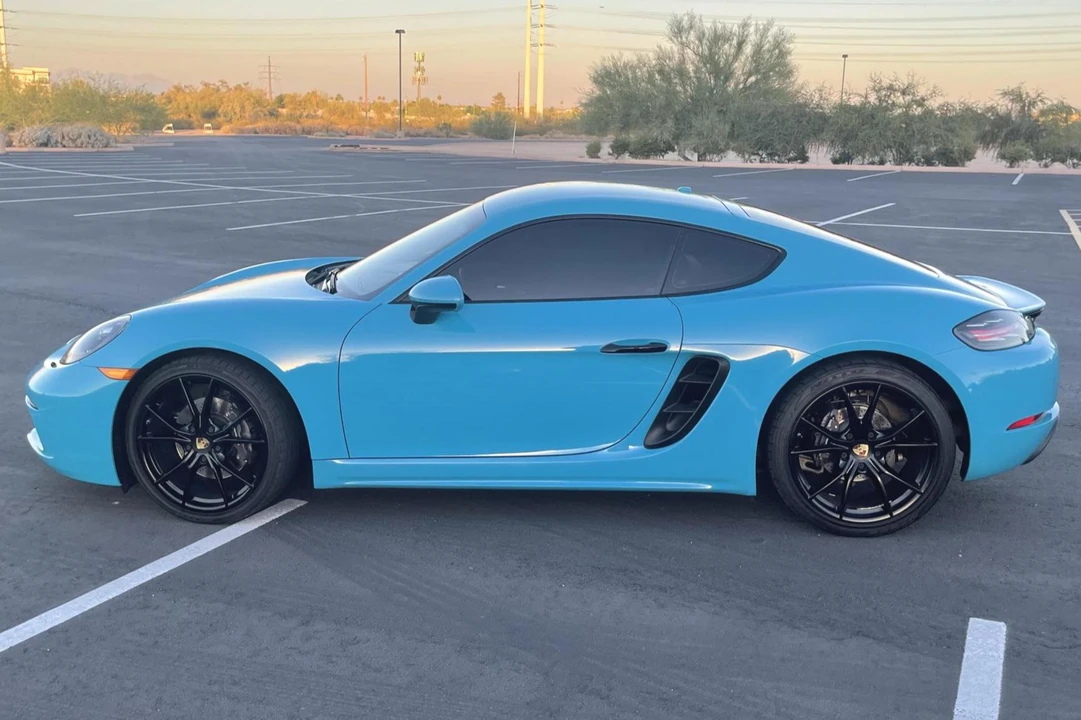 2017 Porsche 718 Cayman - Image 3 of 11