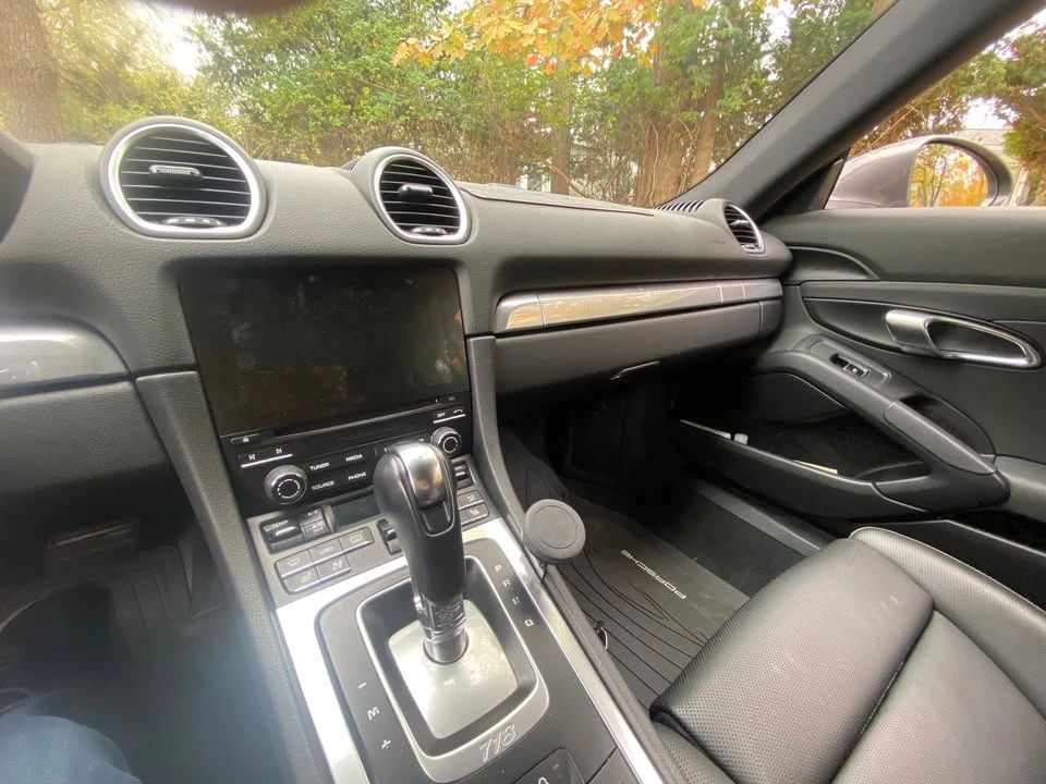 2017 Porsche 718 Cayman - Image 16 of 20