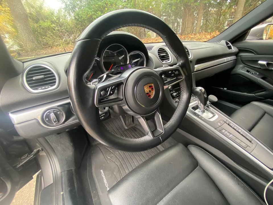 2017 Porsche 718 Cayman - Image 17 of 20