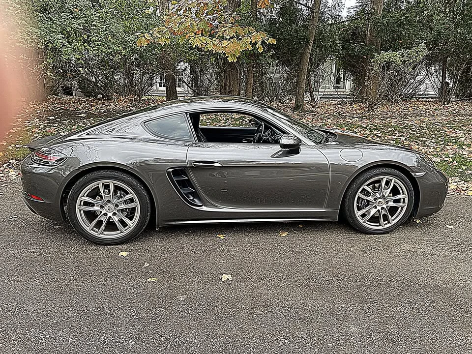 2017 Porsche 718 Cayman - Image 7 of 20