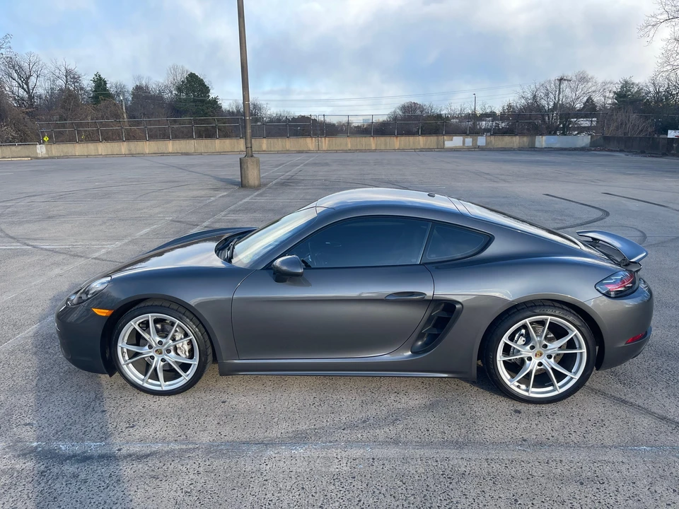 2017 Porsche 718 Cayman - Image 23 of 31