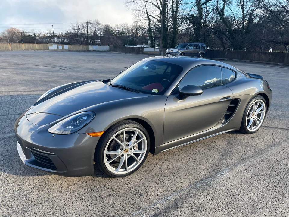 2017 Porsche 718 Cayman - Image 18 of 31