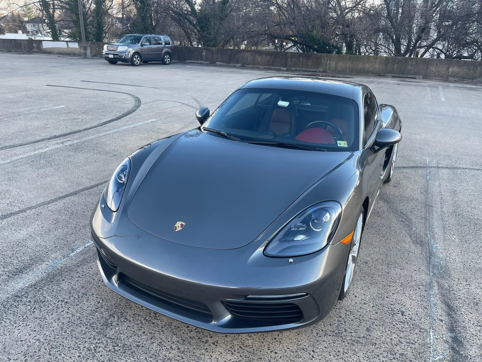 2017 Porsche 718 Cayman - Image 12 of 31