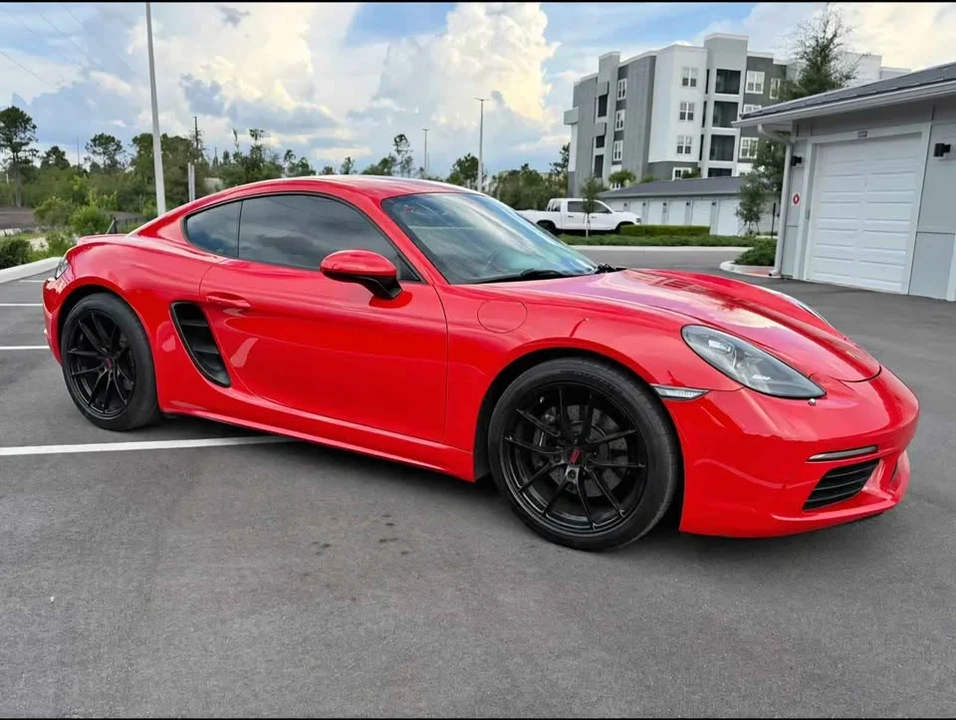 2017 Porsche 718 Cayman - Image 7 of 8