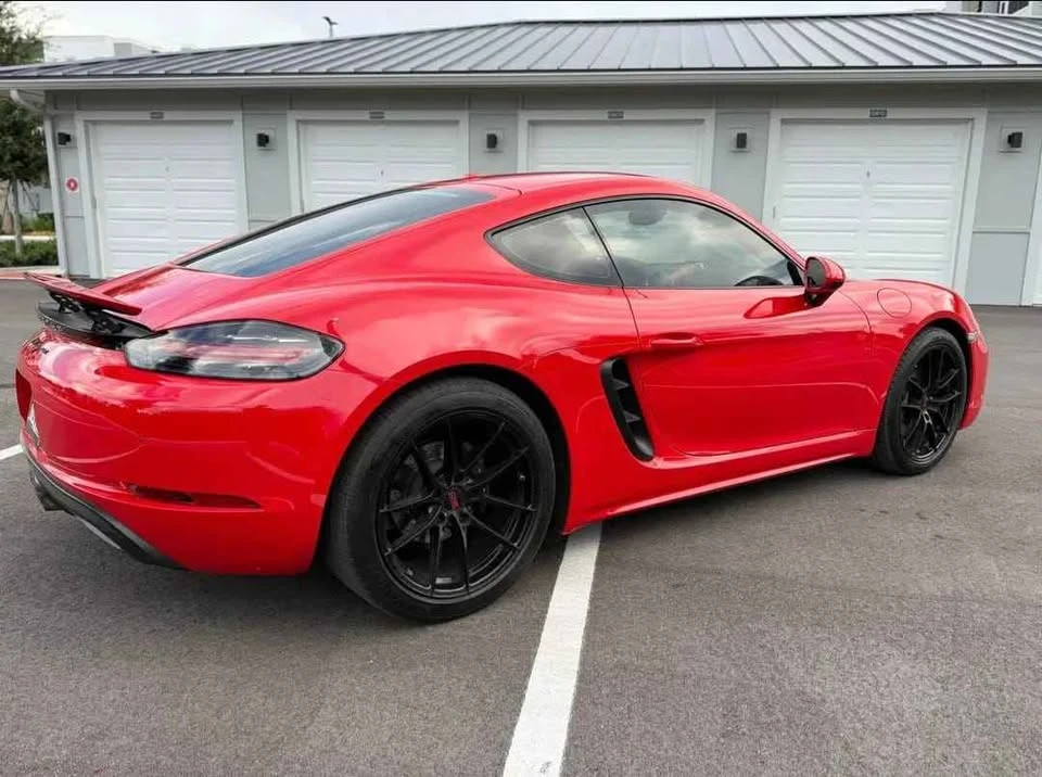 2017 Porsche 718 Cayman - Image 4 of 8