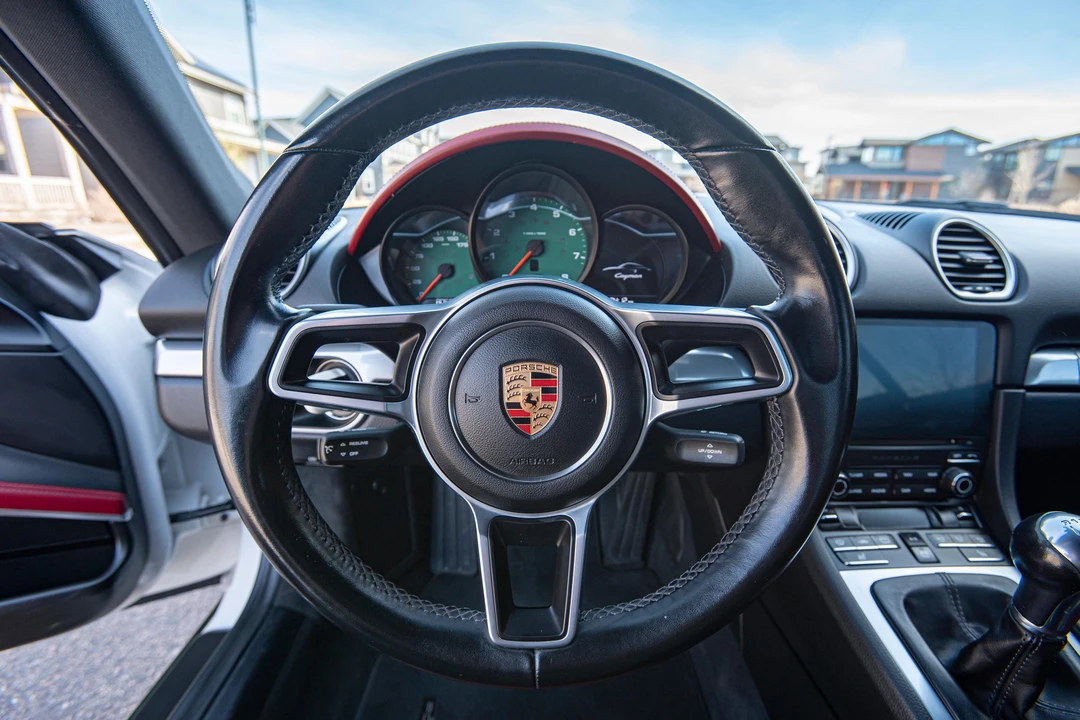2017 Porsche 718 Cayman - Image 26 of 31
