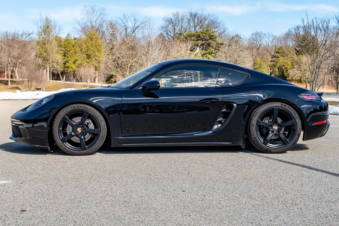 2017 Porsche 718 Cayman - Image 3 of 31