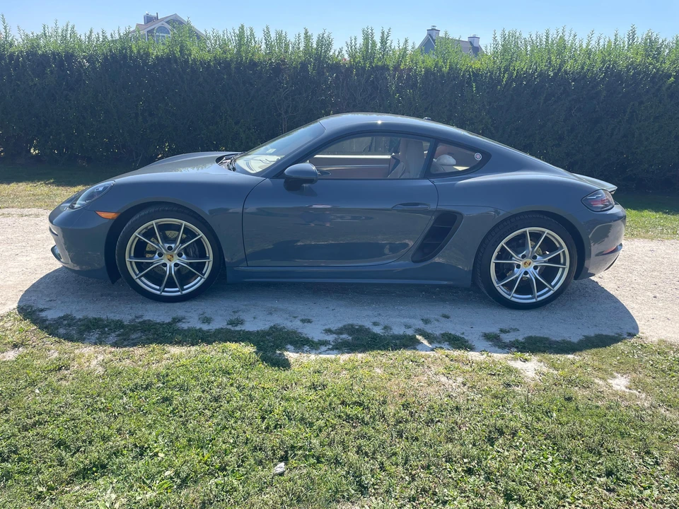 2017 Porsche 718 Cayman - Image 7 of 31