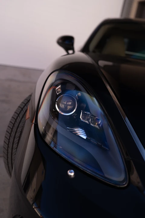 2017 Porsche 718 Cayman - Image 16 of 31