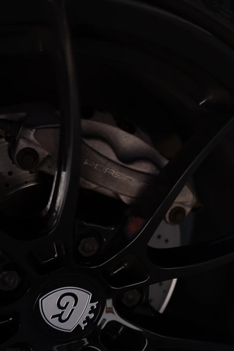 2017 Porsche 718 Cayman - Image 27 of 31