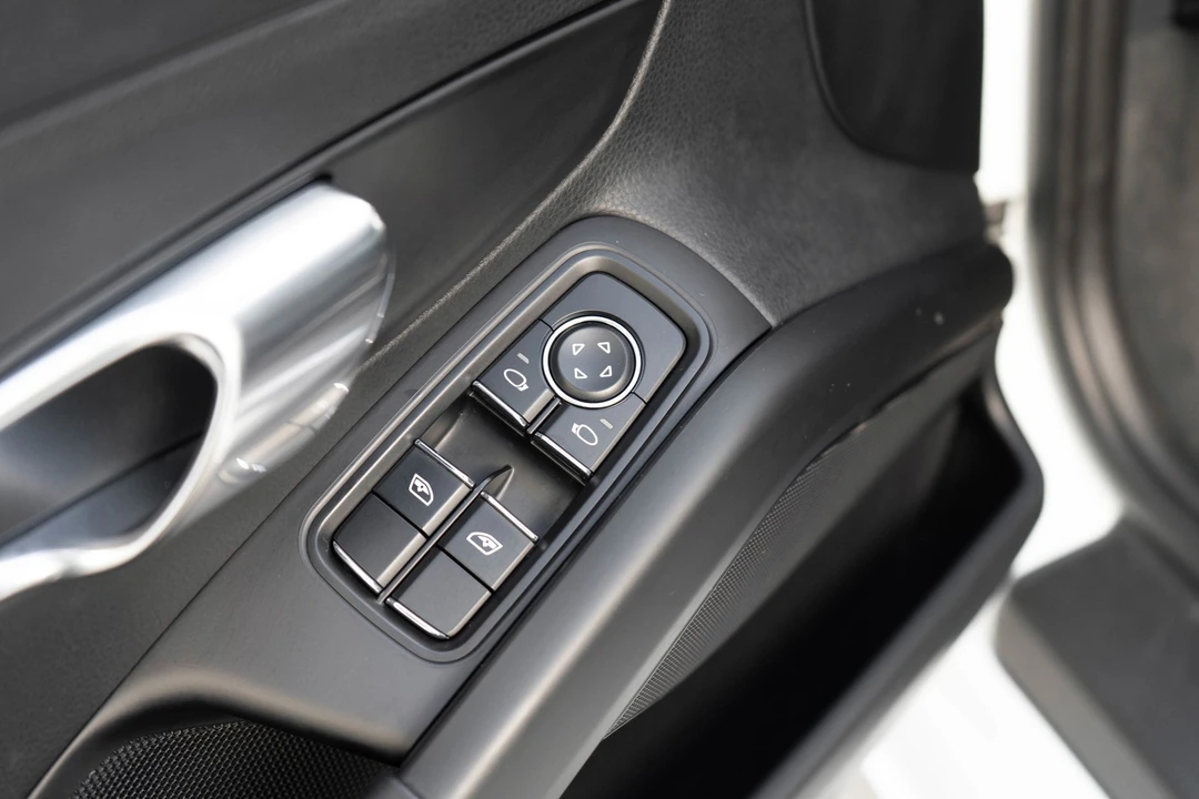 2017 Porsche Cayman - Image 18 of 31