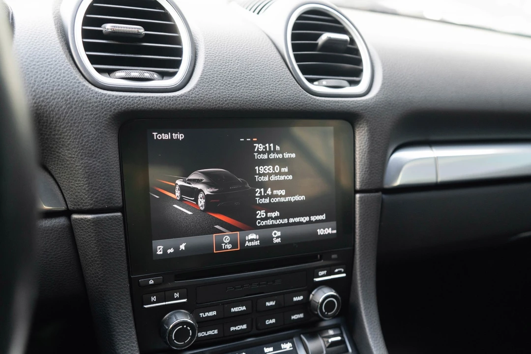 2017 Porsche Cayman - Image 31 of 31