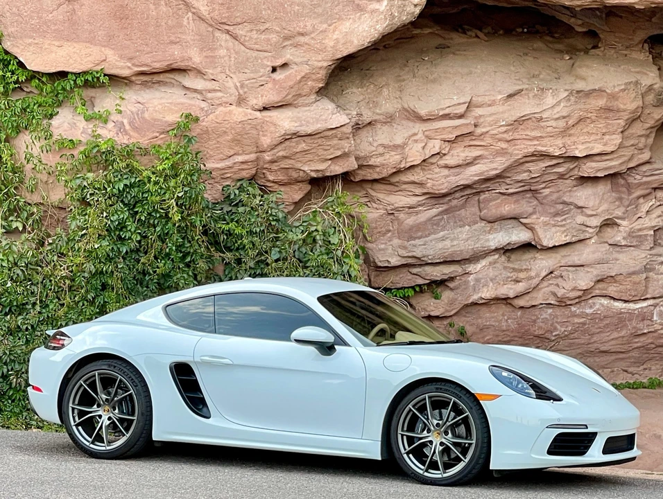 2017 Porsche 718 Cayman - Image 1 of 12