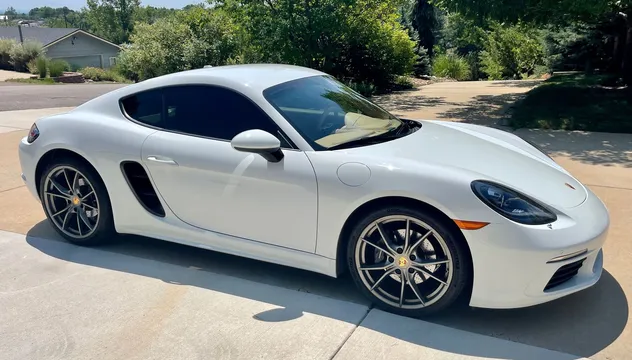 2017 Porsche 718 Cayman - Image 2 of 12