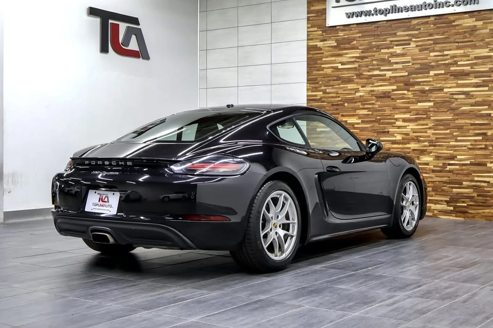 2017 Porsche 718 Cayman - Image 8 of 19