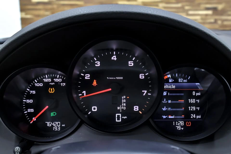 2017 Porsche 718 Cayman - Image 12 of 19