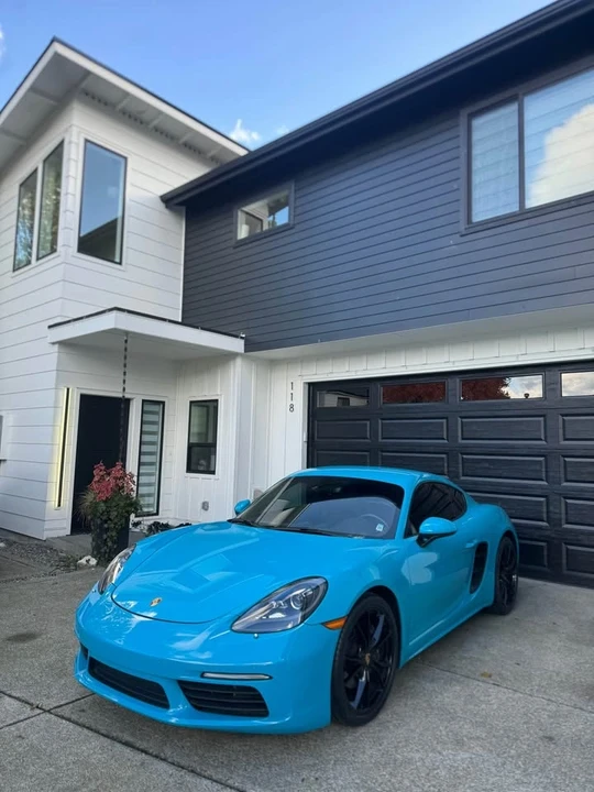 2017 Porsche 718 Cayman - Image 2 of 9