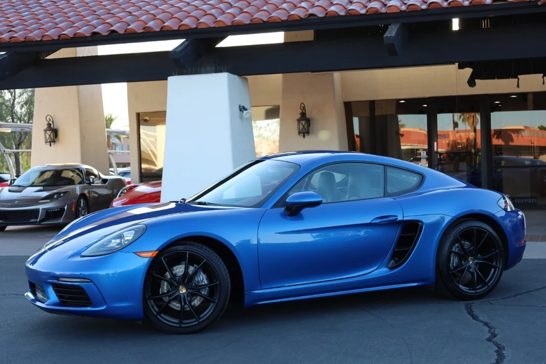 2017 Porsche 718 Cayman - Image 6 of 12