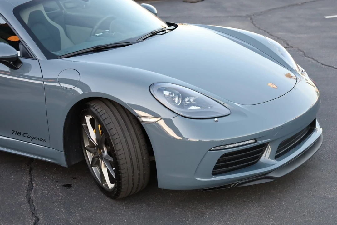 2017 Porsche 718 Cayman - Image 11 of 12