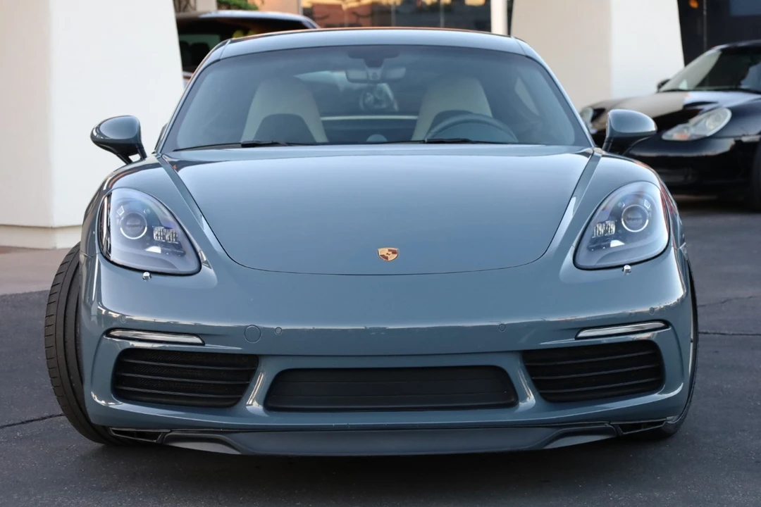 2017 Porsche 718 Cayman - Image 8 of 12