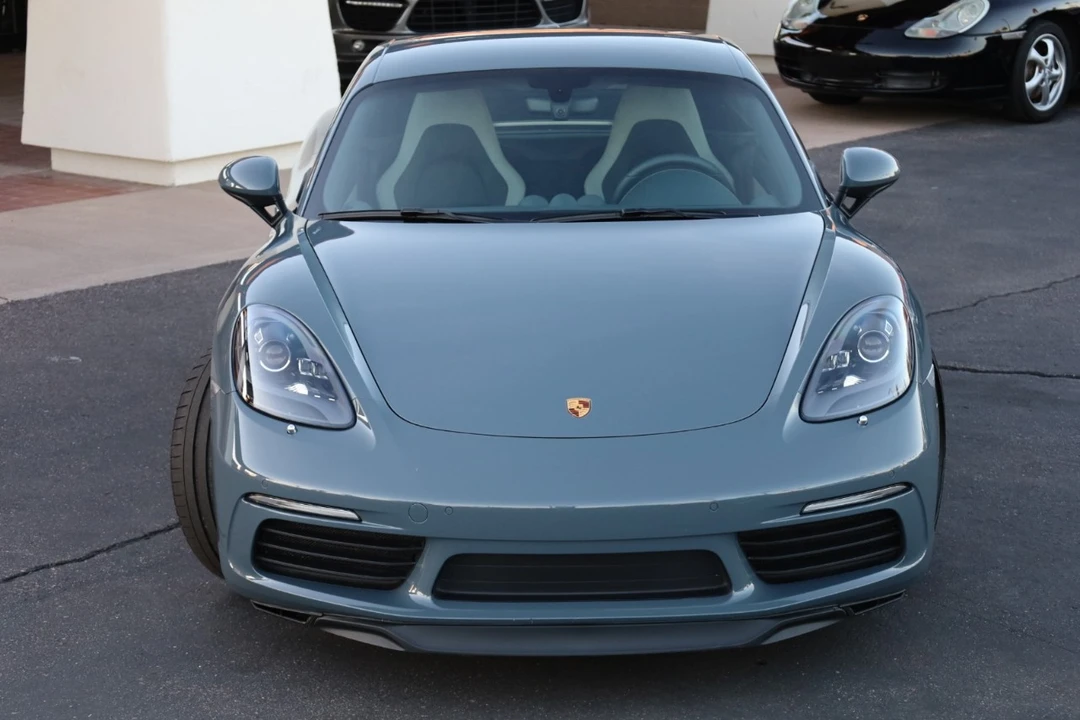 2017 Porsche 718 Cayman - Image 9 of 12
