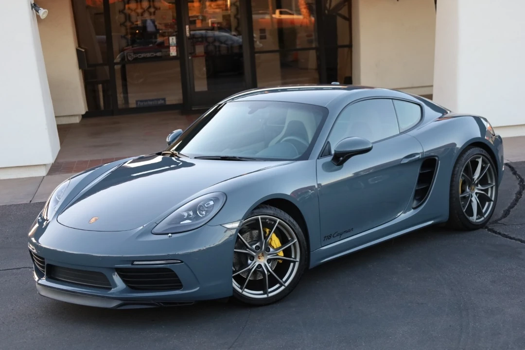 2017 Porsche 718 Cayman - Image 5 of 12