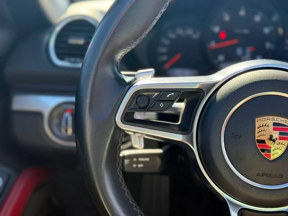 2017 Porsche 718 Boxster - Image 11 of 19