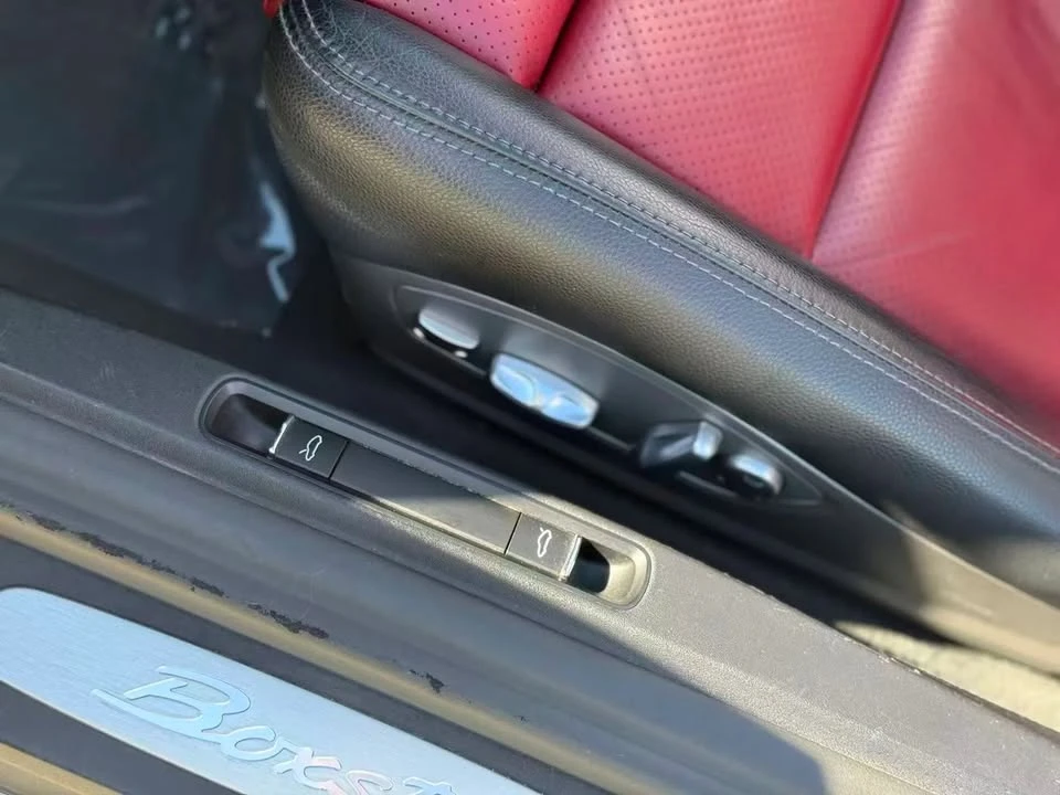 2017 Porsche 718 Boxster - Image 18 of 19