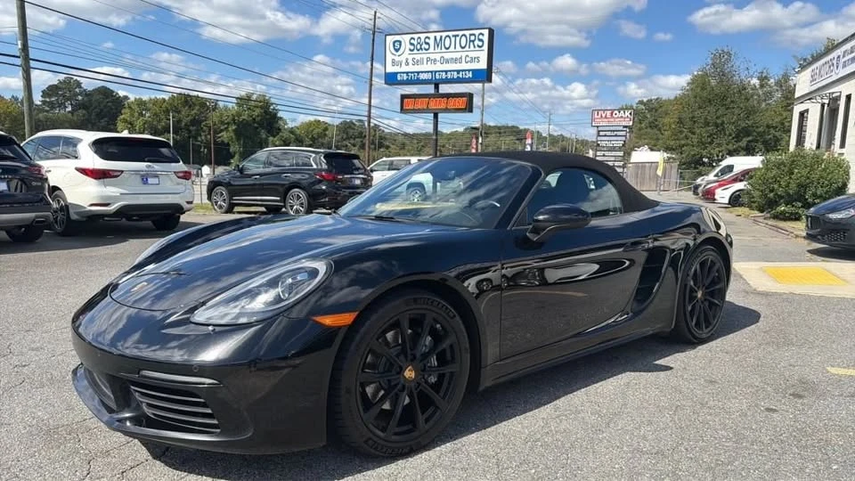 2017 Porsche 718 Boxster - Image 2 of 15