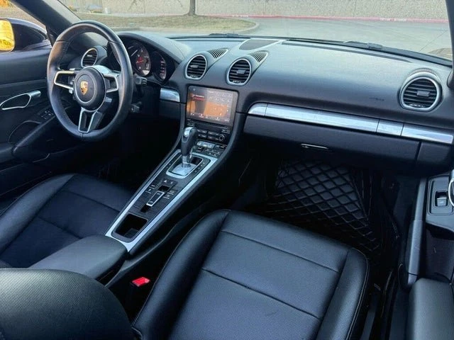2017 Porsche 718 Boxster - Image 10 of 14