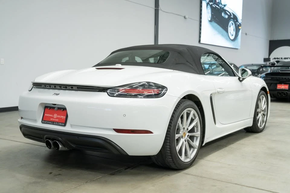 2017 Porsche 718 Boxster - Image 7 of 19